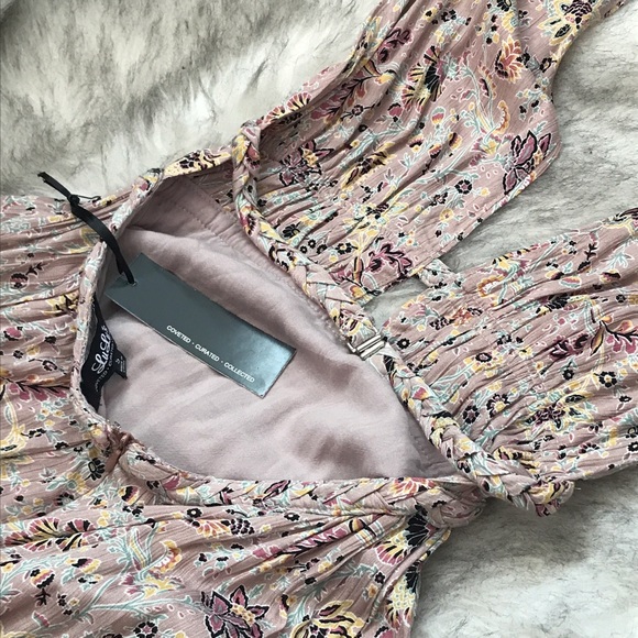 Lulu's Maxi Dress - Picture 2 of 3